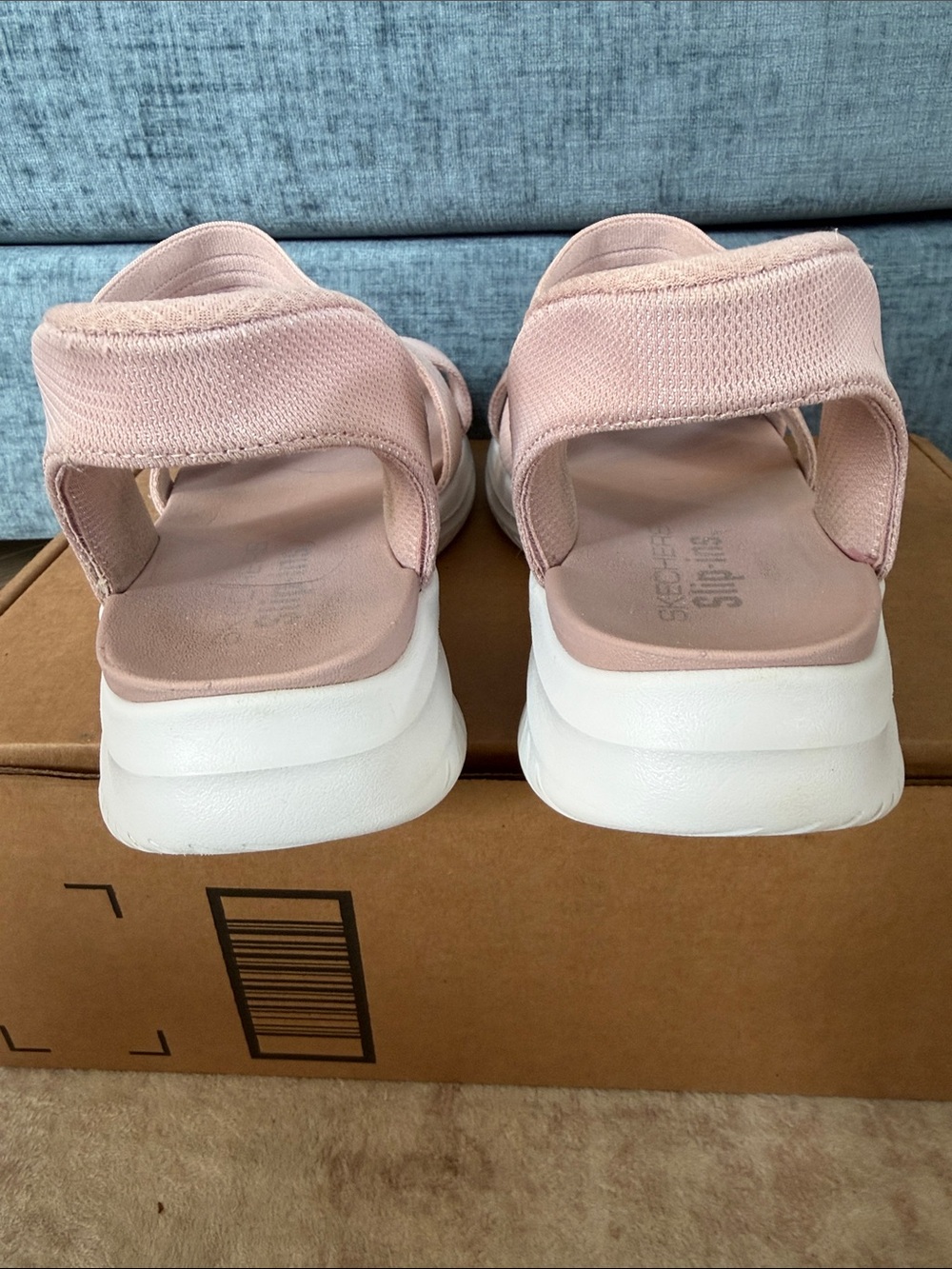 Skechers Pink Elastic Strap Slip In Sandals - Picture 4 of 9